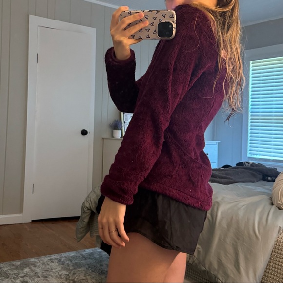 Maroon purple north face soft jacket zip up - Picture 6 of 6